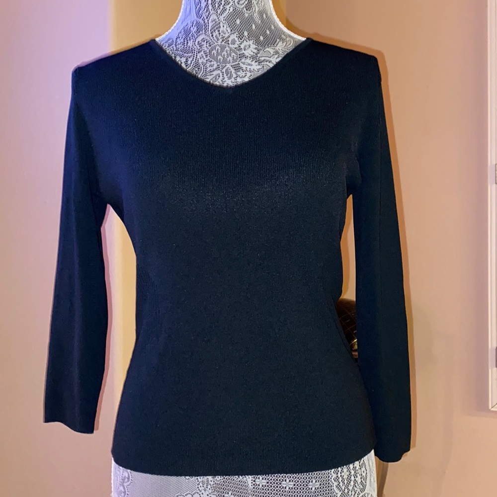 Finity petite ribbed v neck mid sleeve black blouse
